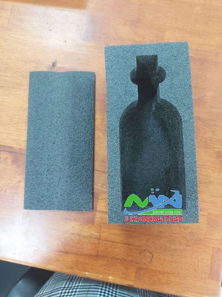 Mút lót chai rượu